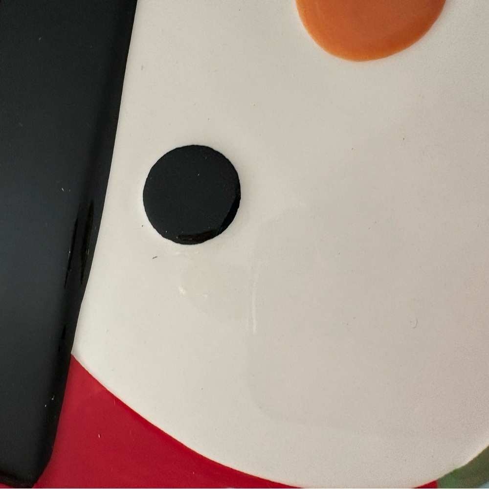 Bring on the holidays with these cheery Christmas  Dessert Plates - Set of 3 - Picture 7 of 7